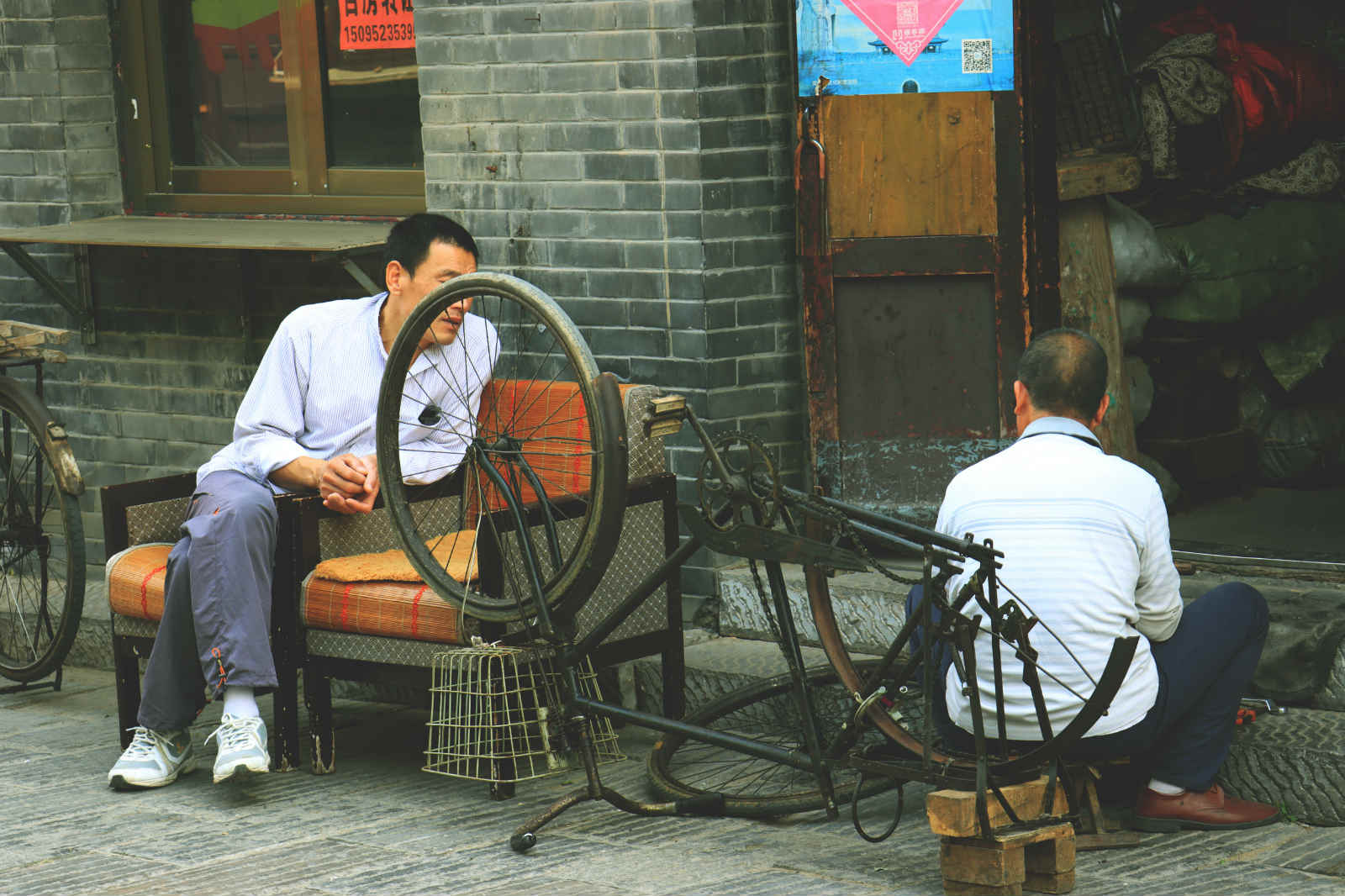 《回望这个时代》  孙文龙.jpg